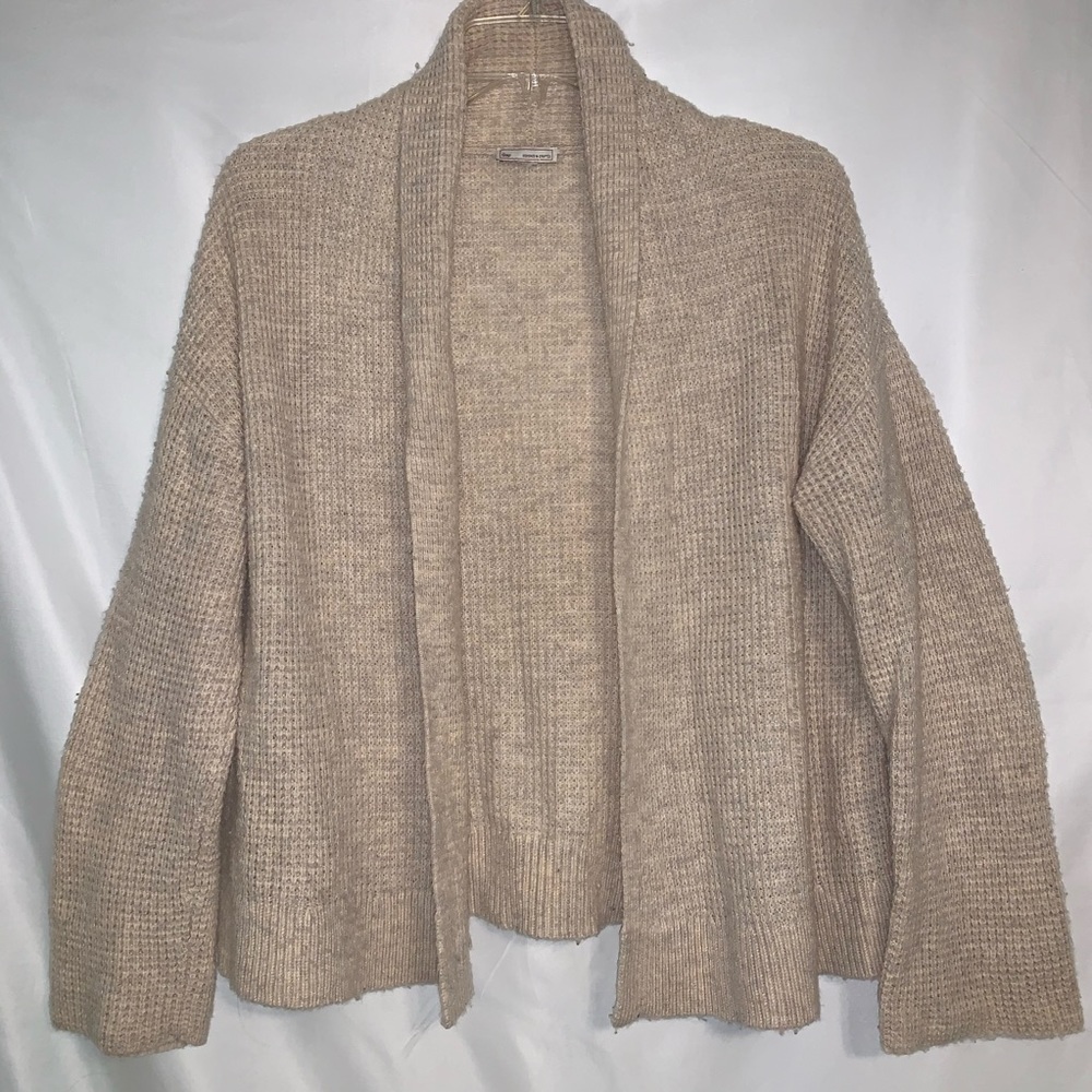 GAP Sweater